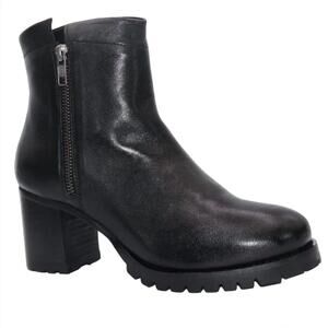 NEW ERIC MICHAEL women's jocelyn ankle bootie in black